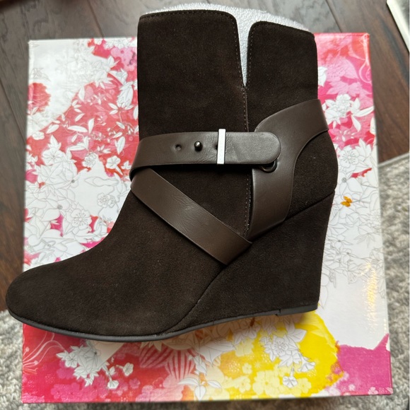 BN Chinese Laundry Boots - Picture 1 of 3